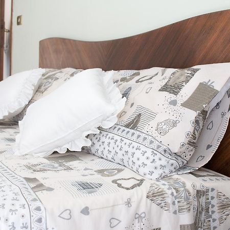 チェラーノ Il Mughetto Bed & Breakfast エクステリア 写真