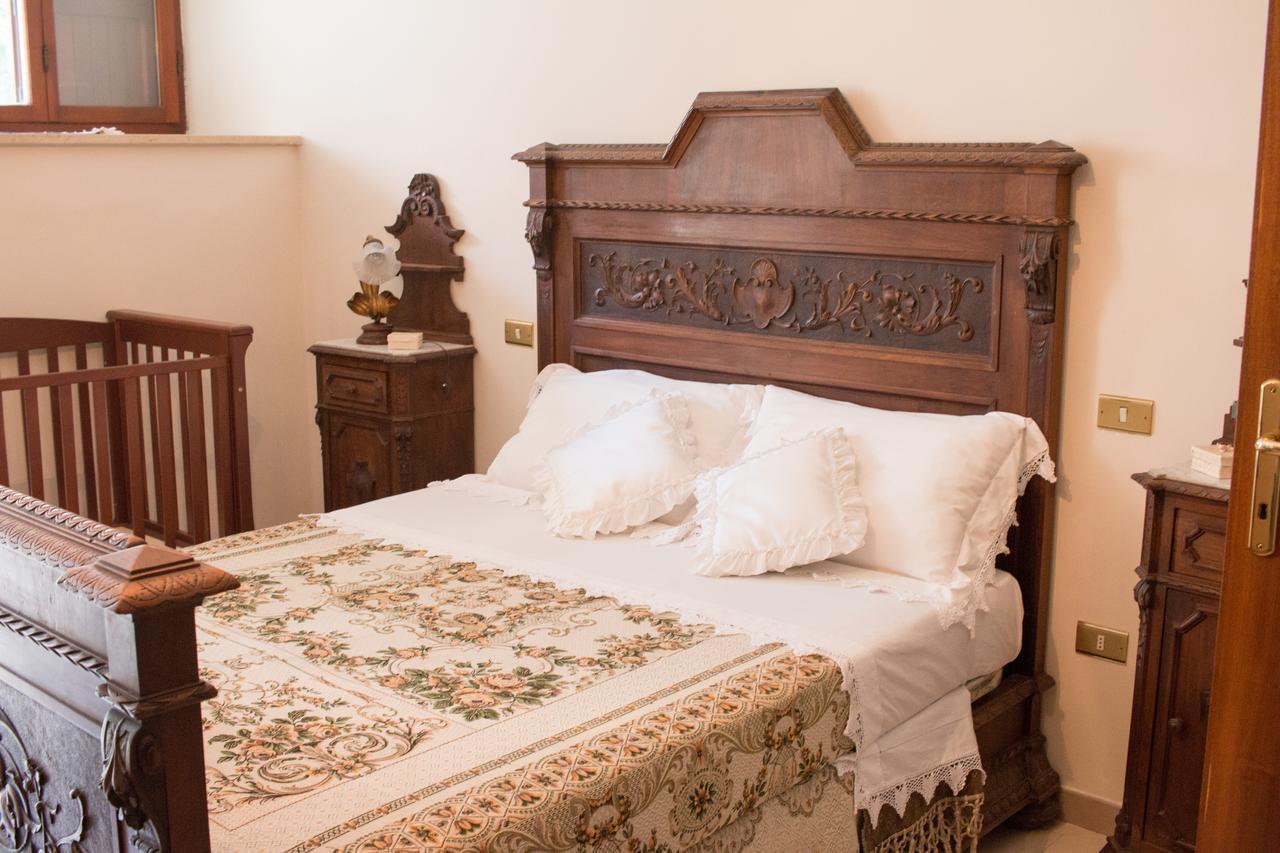 チェラーノ Il Mughetto Bed & Breakfast エクステリア 写真