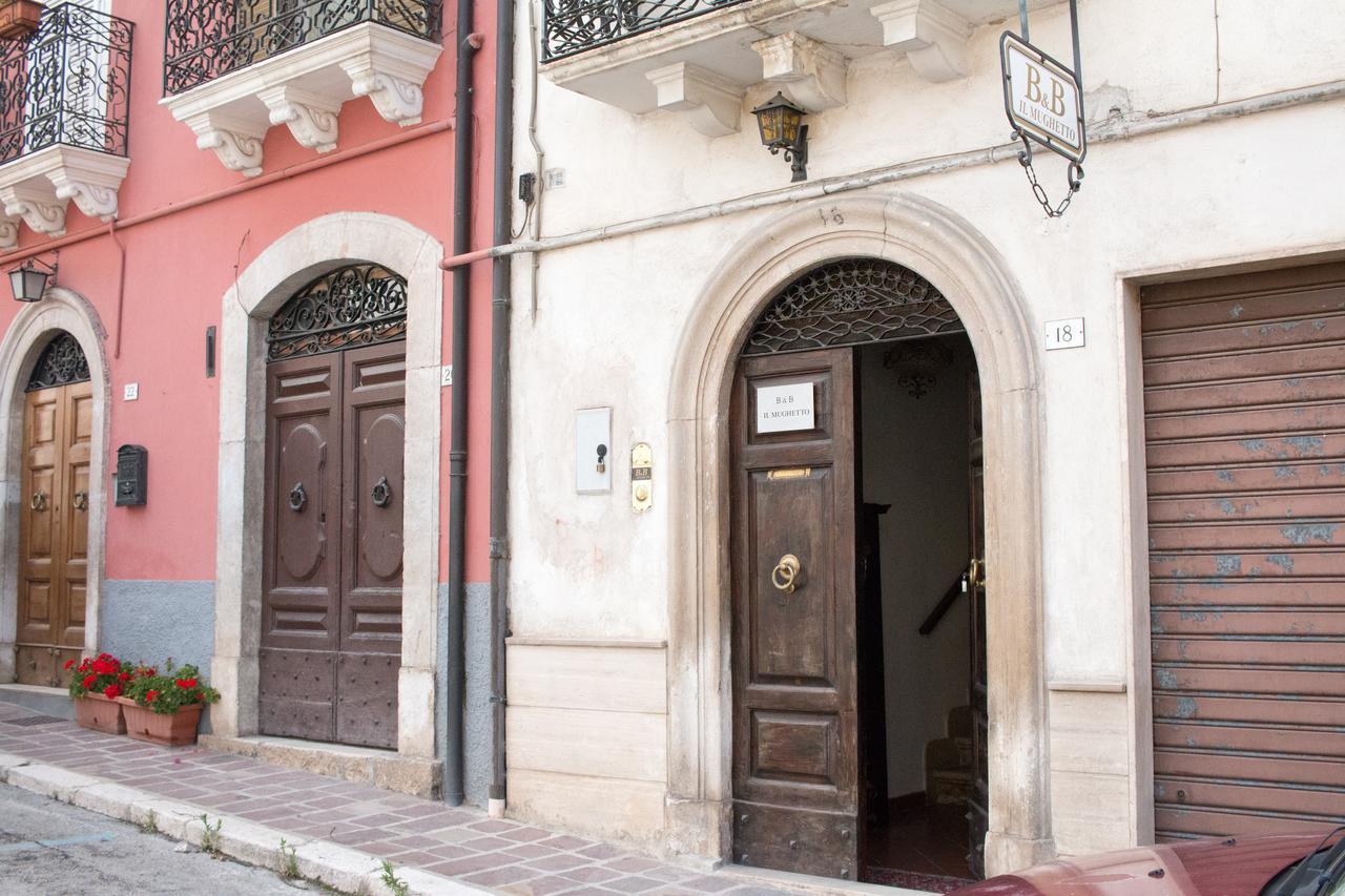 チェラーノ Il Mughetto Bed & Breakfast エクステリア 写真